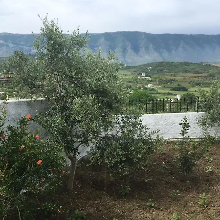 Vakantiehuis Village House Edona